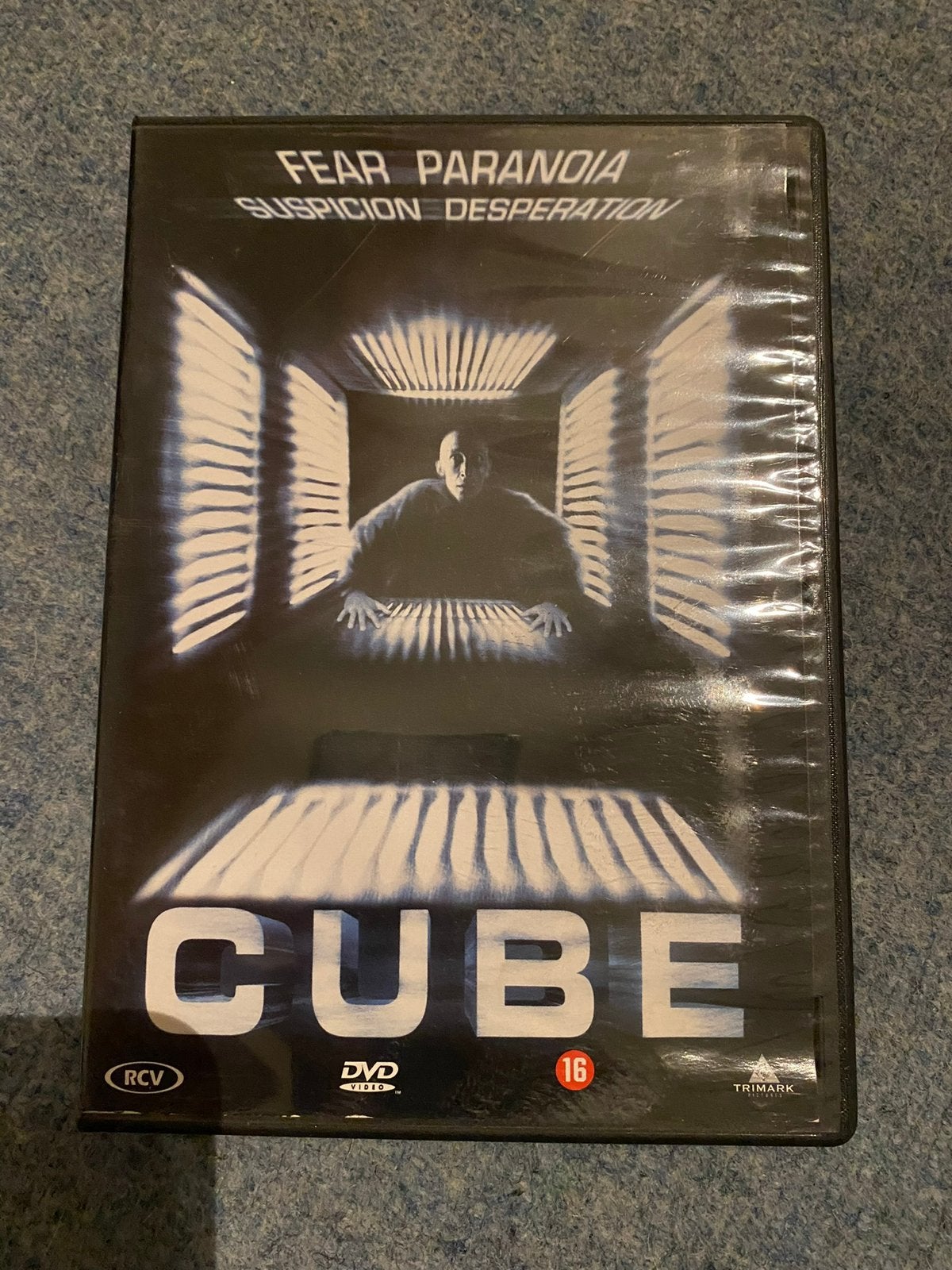DVD Cube in goede staat!, Vanaf 16 jaar, Ophalen of Verzenden, Zo goed als nieuw, Thriller
