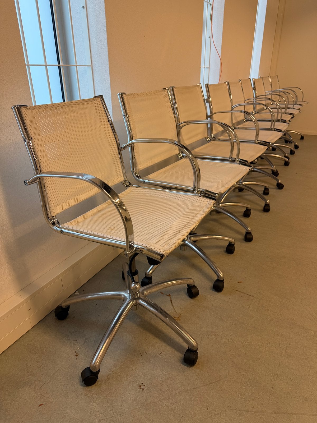 Luxe vergaderstoelen, Gebruikt, Wit, Ophalen of Verzenden, Bureaustoel