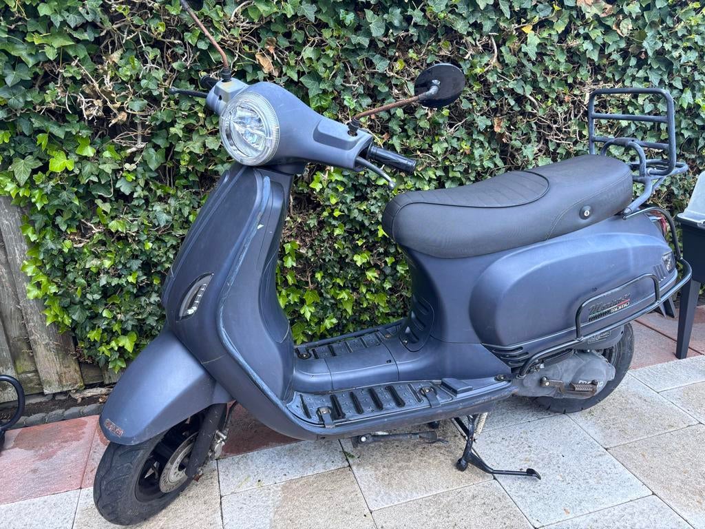 Momo Design Scooter - Mat Zwart, Goed Onderhouden, Ophalen, Gebruikt, Maximaal 45 km/u, Benzine