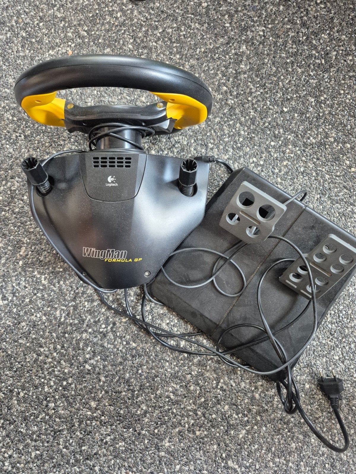 Logitech WingMan Formula GP racestuur met pedalen, Ophalen, Racestuur, Gebruikt, Force feedback
