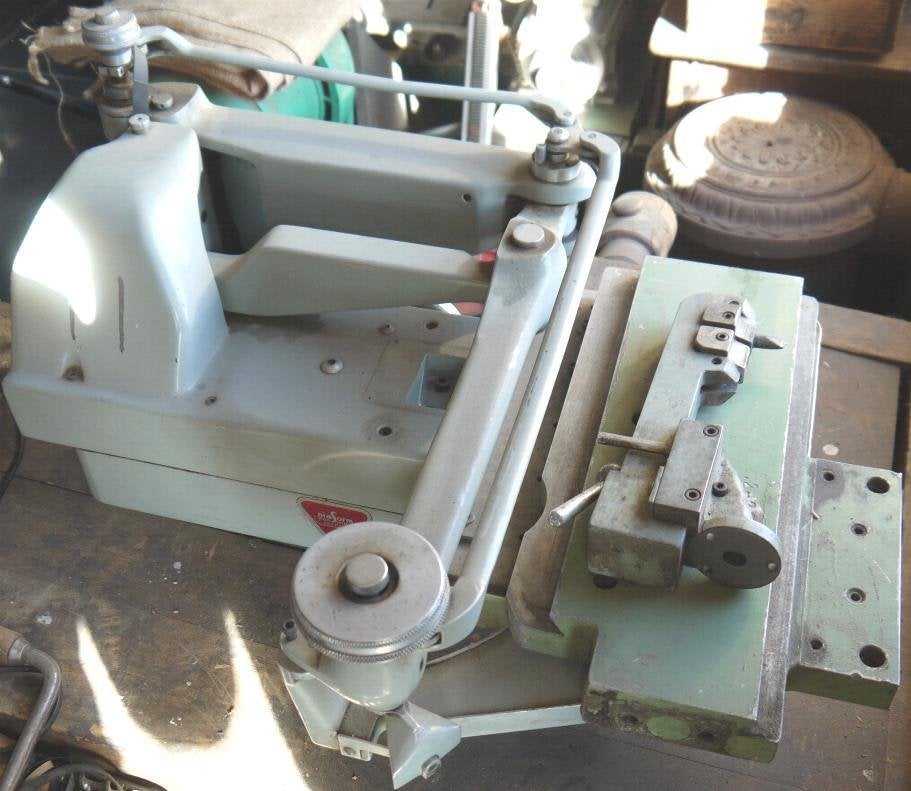 Diaform steendresser apparatuur t.e.a.b., Ophalen, Minder dan 700 watt, Werkbankslijpmachine