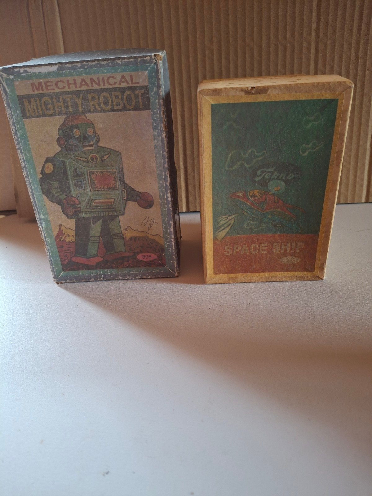 2x vintage lege Dozen:Tekno Space Ship 418 Mighty Robot 305, Ophalen of Verzenden