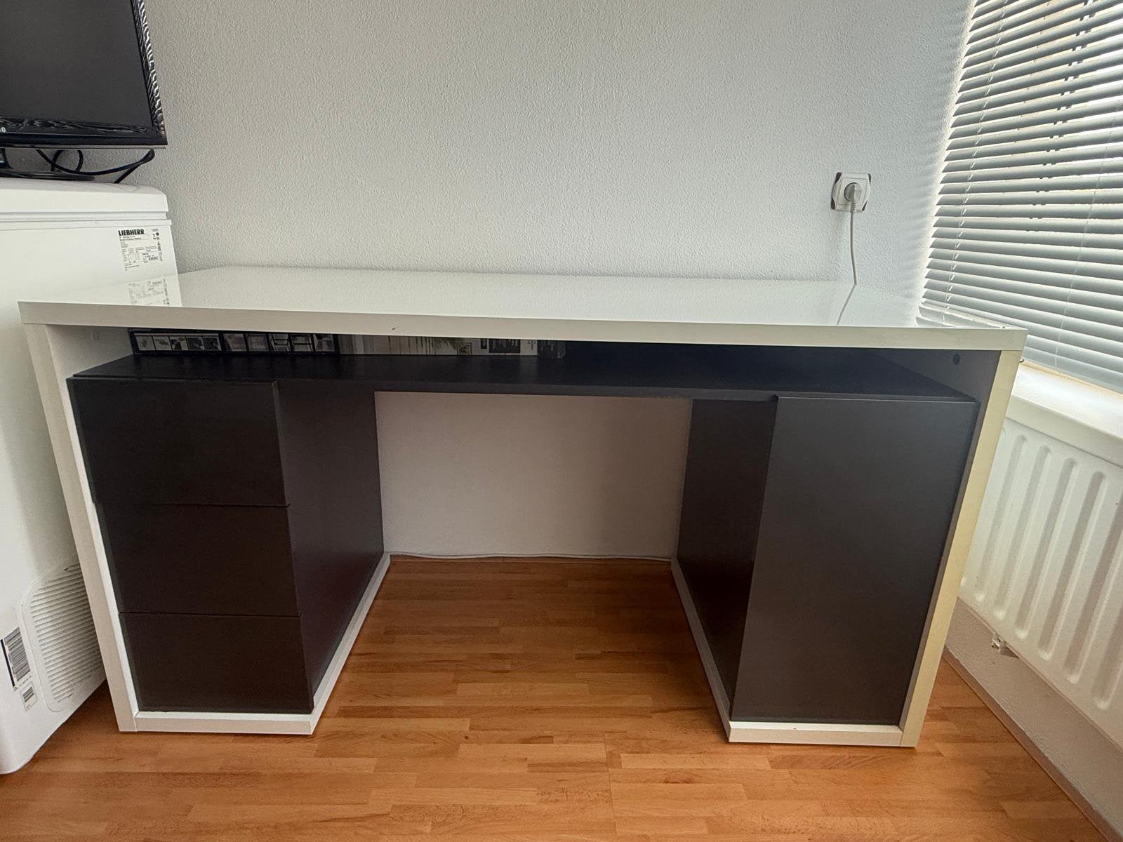 Bureau, Huis en Inrichting, Bureaus, Ophalen, Zo goed als nieuw