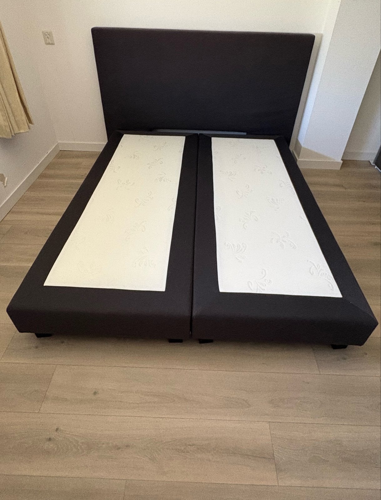 Boxspring Swiss Sense 200x160 cm, Huis en Inrichting, Slaapkamer | Boxsprings, Ophalen, Gebruikt, Zwart, Tweepersoons