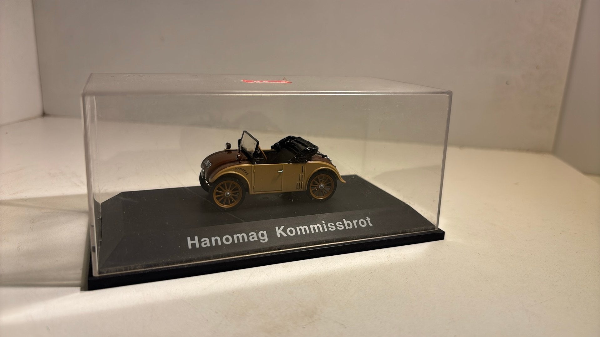 Hanomag kommissbrot schuco 1.43