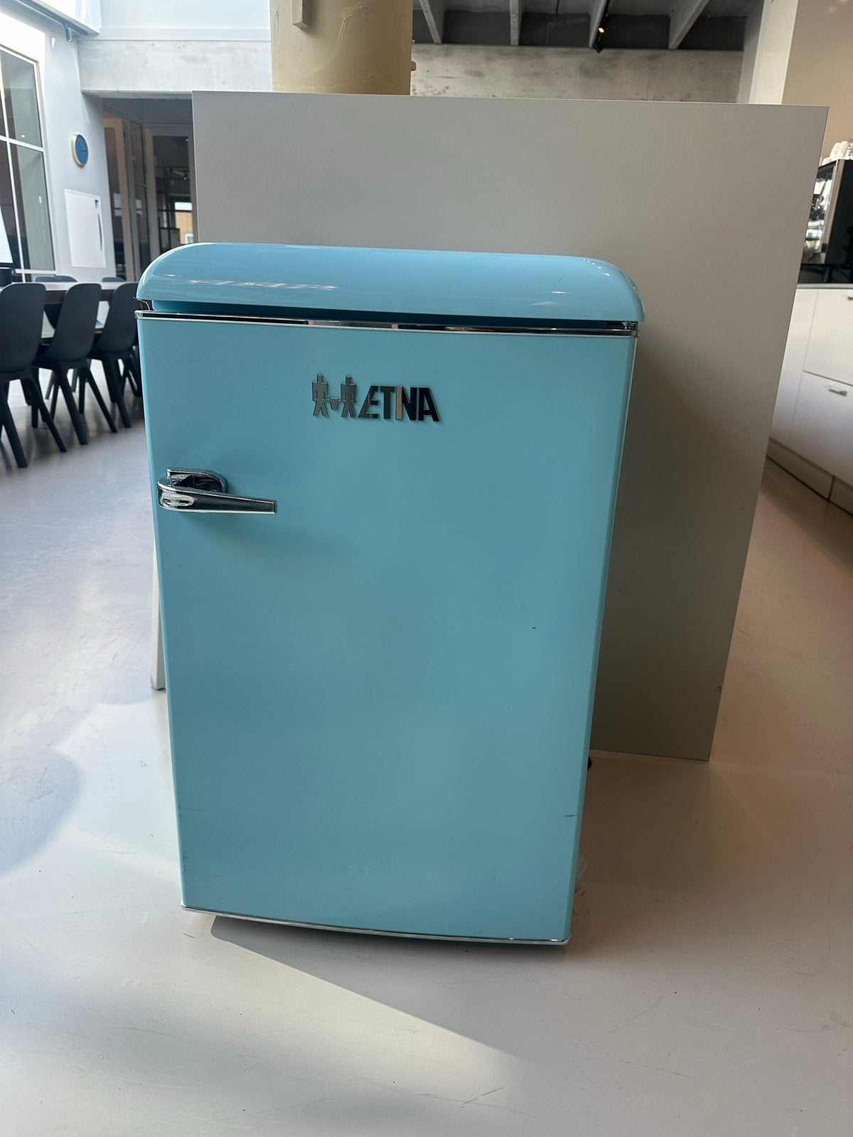 Etna koelkast zonder vriesvak - Retro blauw, 100 tot 150 liter, Energieklasse A of zuiniger, 45 tot 60 cm, Ophalen