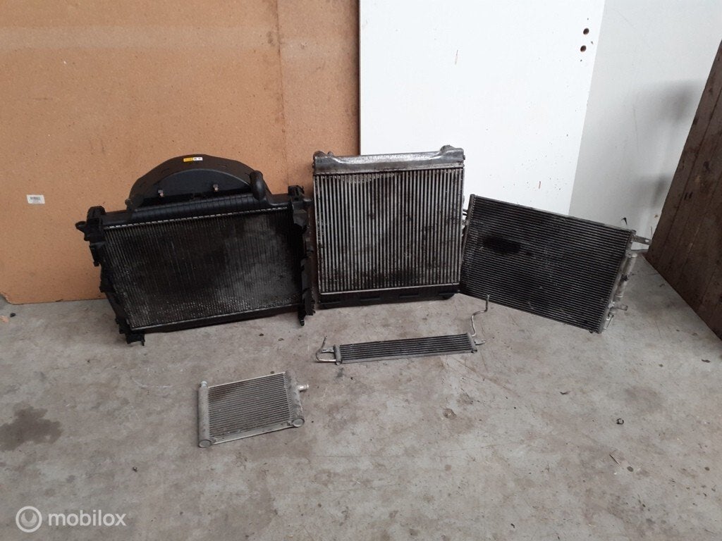 Radiateur Range Rover 3.6 TDV8 L322 Vogue Radiator pakket, Land Rover, Ophalen of Verzenden
