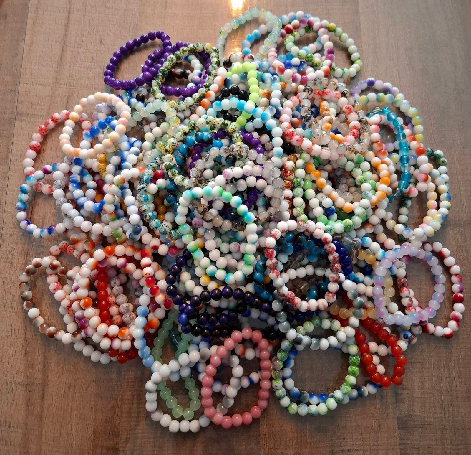 partij kralen armbanden 100 stuks € 30,-, ., Nieuw, Ophalen of Verzenden, .