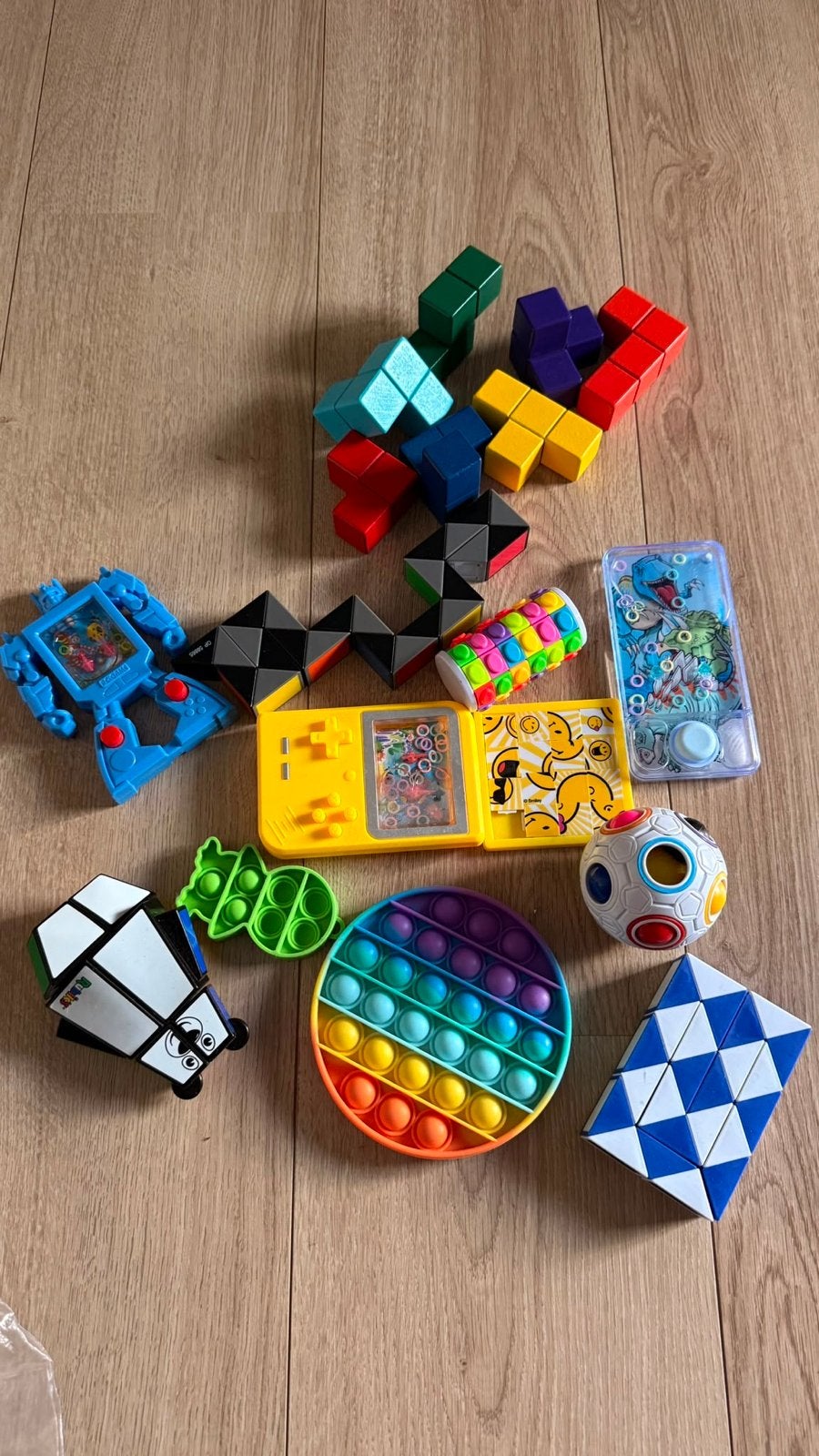 Grote set fidget toys - Pop-it, snake cube, robot en meer!, Ophalen of Verzenden, Gebruikt, Jongen of Meisje