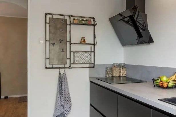 Industrieel metalen wandrek / memobord – zeer nette staat, Ophalen, Metaal, Industrieel, Wandhanger
