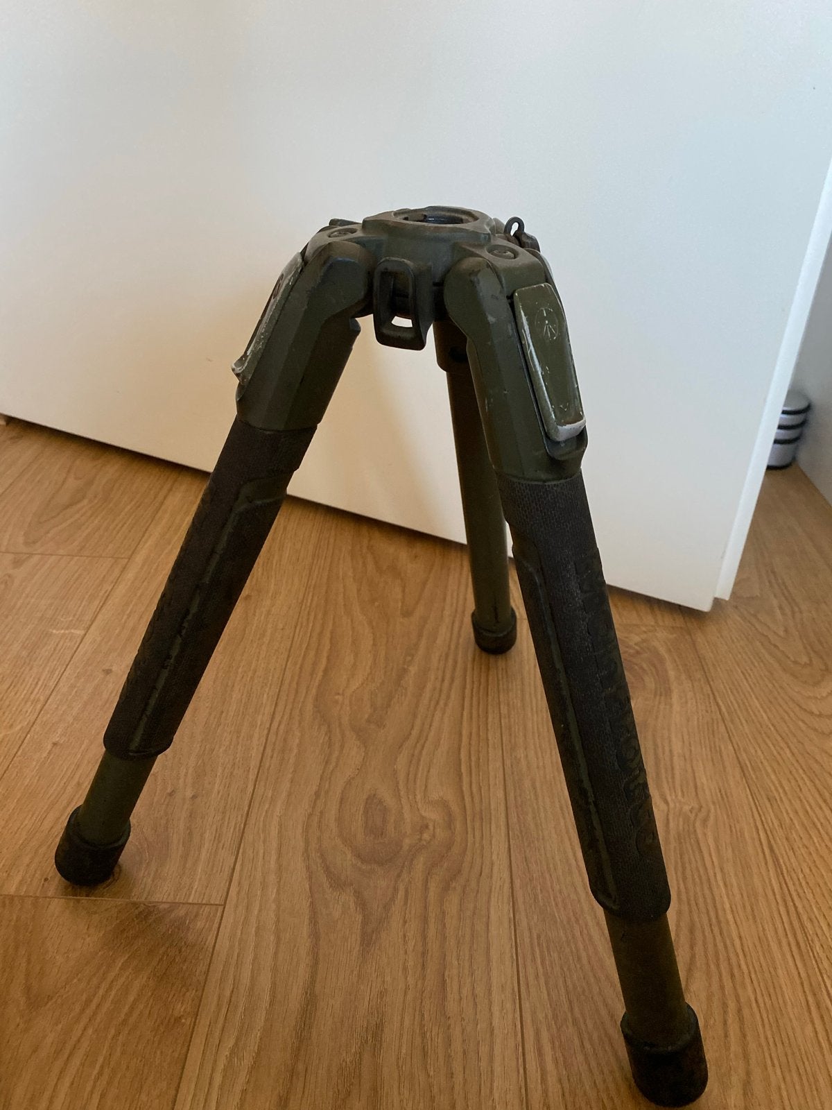 Manfrotto driepoot statief - Gebruikt, Audio, Tv en Foto, Fotografie | Statieven en Balhoofden, Gebruikt, Driepoot, 125 cm of minder