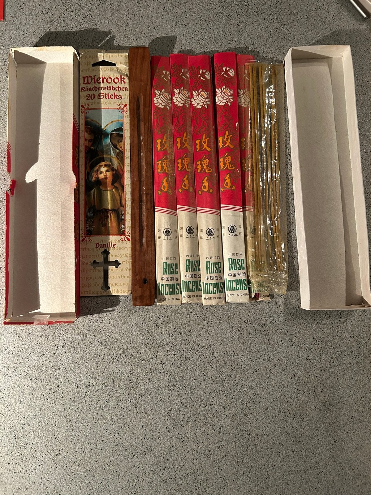 Wierookstokjes: Roos en Wierook (20 stuks), Huis en Inrichting, Woonaccessoires | Overige, Ophalen of Verzenden, Nieuw, Meerkleurig