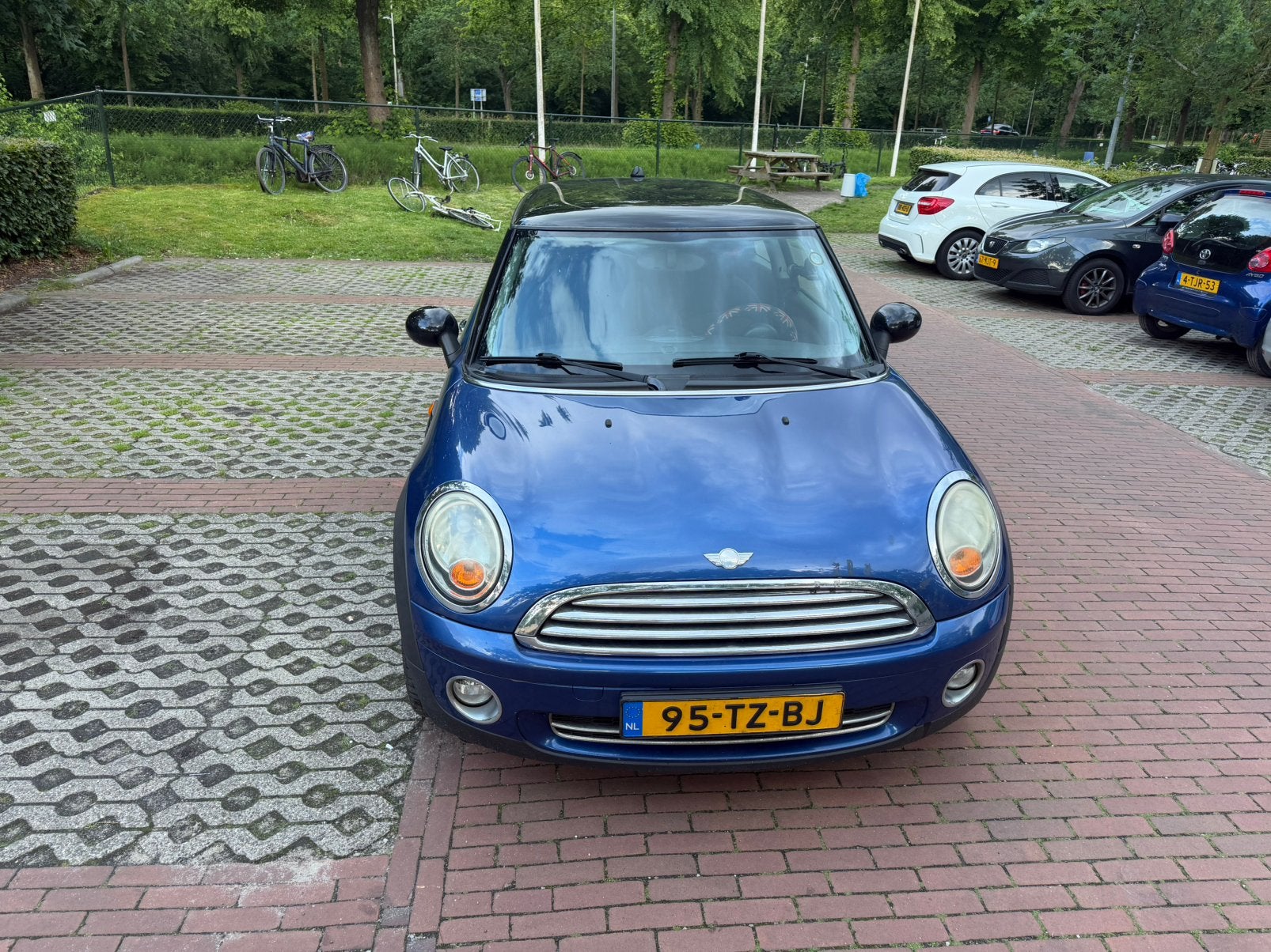 Mini 1.6 Cooper 2007 Blauw, Voorwielaandrijving, 750 kg, 4 cilinders, 49 €/maand