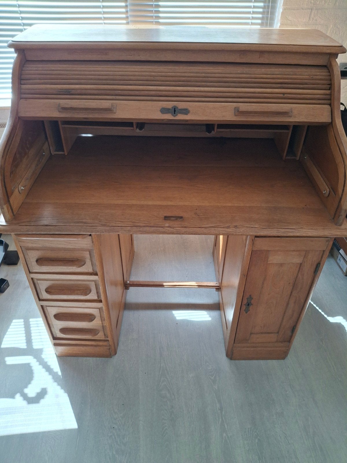Antieke secretaire met rolluik, 3 laden en kastje, Ophalen of Verzenden, Gebruikt, Antiek