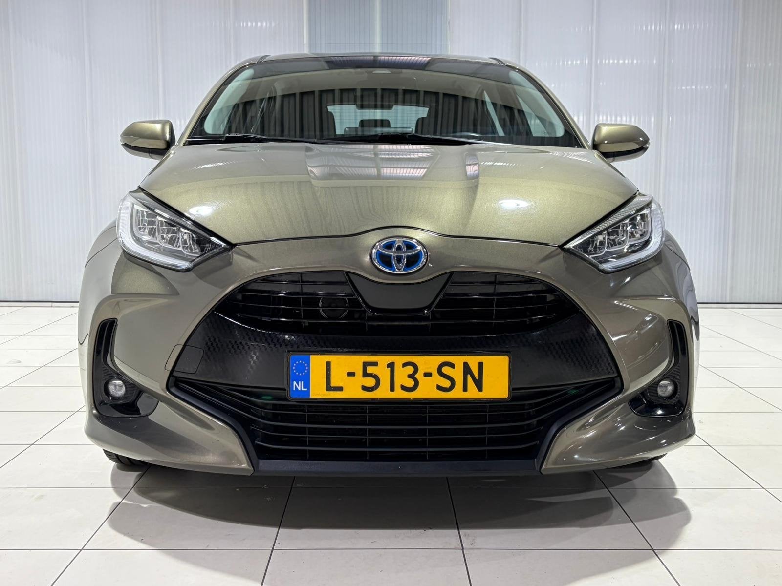 Toyota Yaris 1.5 Hybrid Dynamic Stoelverwarming, Applecarpla, Dealer onderhouden, Gebruikt, Euro 6, 1490 cc