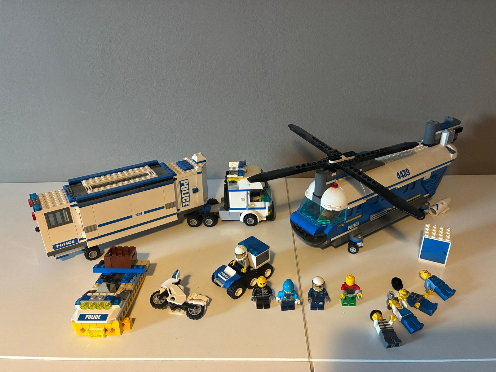 Grote LEGO City Politie Collectie - Helikopter, Vrachtwagen,, Ophalen, Inclusief minifiguren, Lego, Complete set