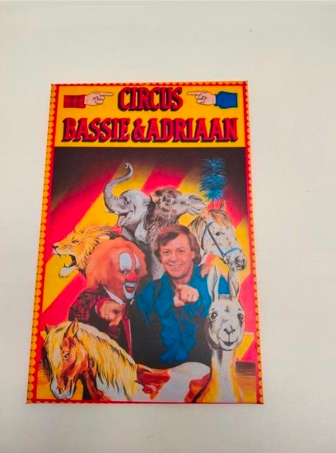 Circus Bassie en Adriaan Canvas 60x40cm, Ophalen of Verzenden, Zo goed als nieuw, Tv, Poster