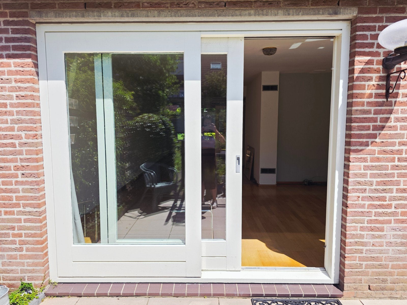Goed onderhouden hardhouten schuifpui + kozijnen, Ophalen, Gebruikt, 225 cm of meer, Inclusief glas