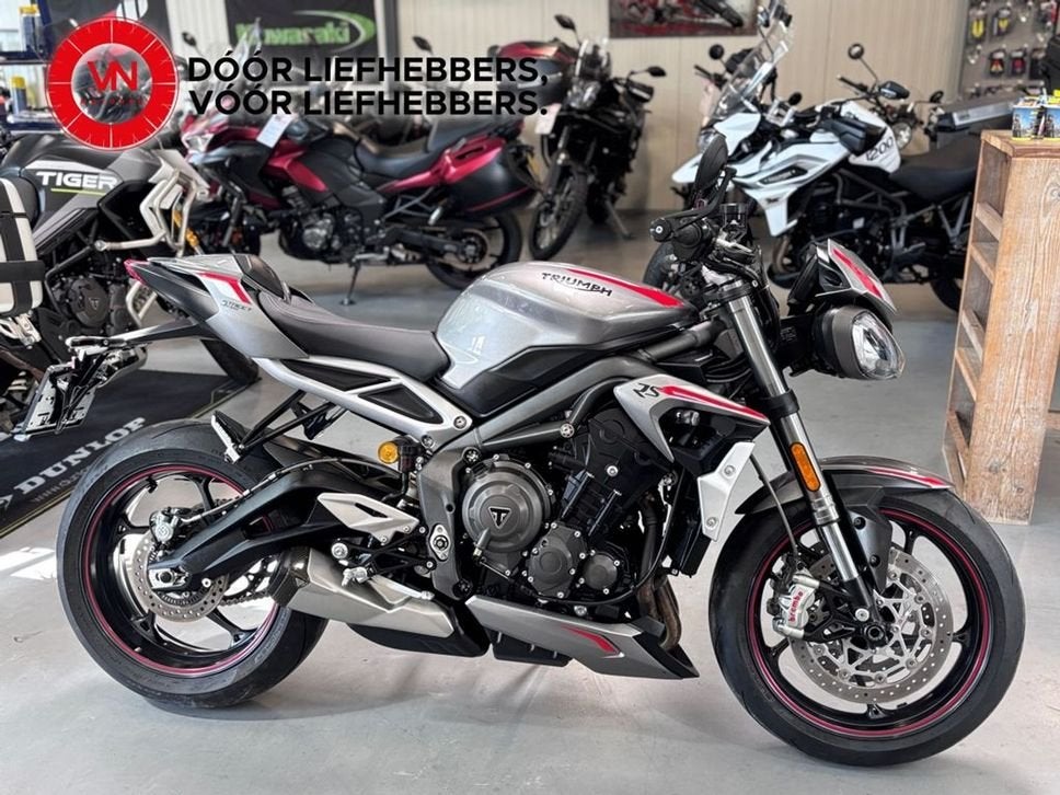 Triumph STREET TRIPLE 765 RS (bj 2026), Motorrijbewijs A, Bedrijf, 765 cc, Meer dan 35 kW