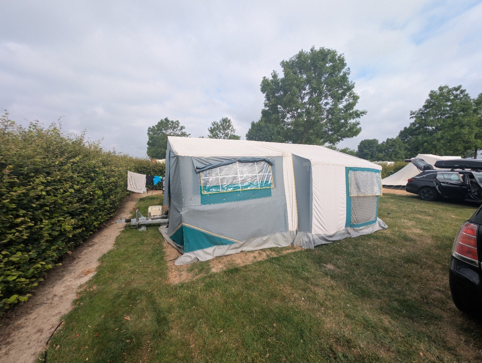 Ruime vouwwagen met keukentje en campingkabel, Caravans en Kamperen, Tenten, Ophalen