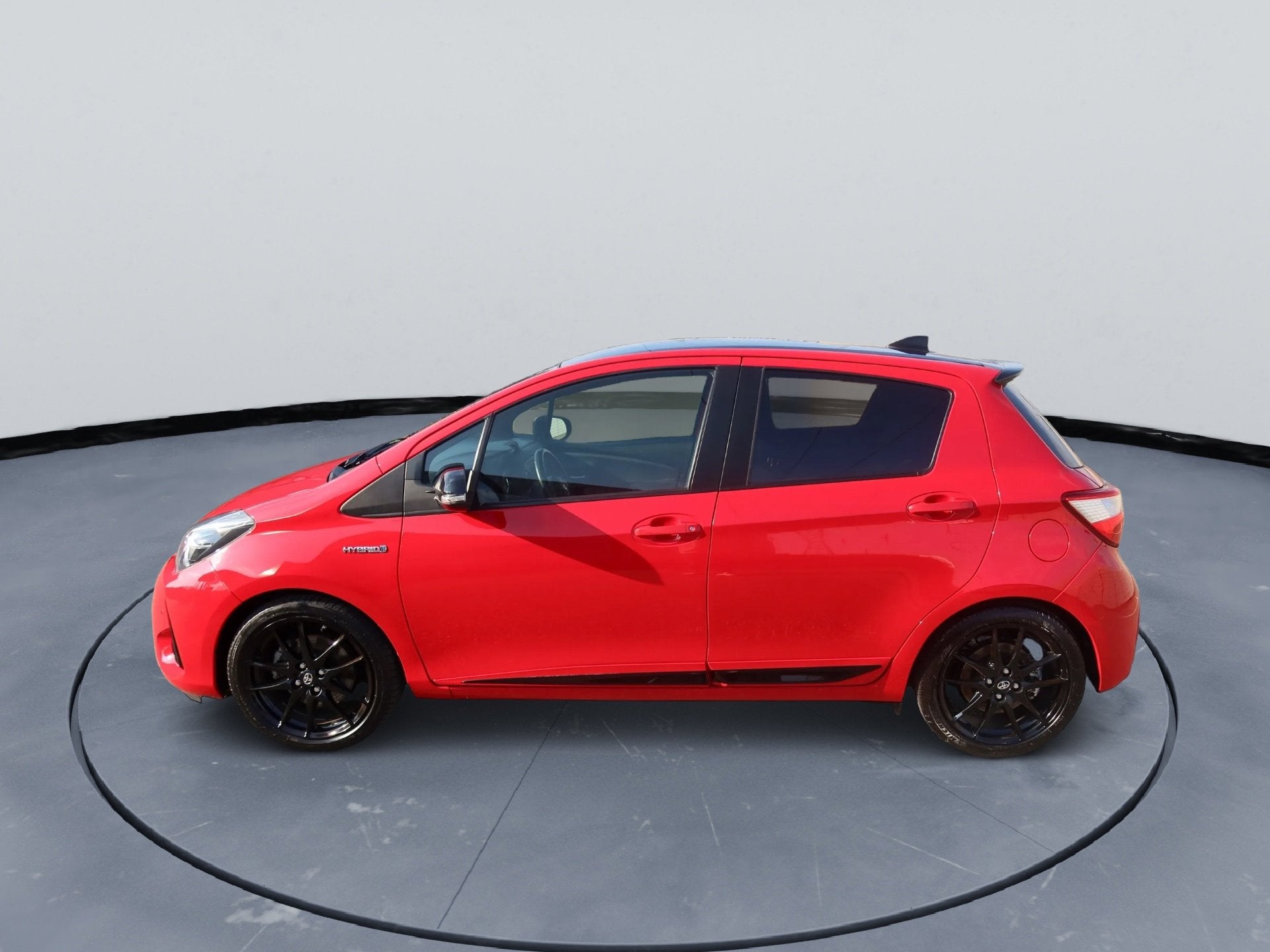 Toyota Yaris Toyota Yaris 1.5 Hybrid GR Sport Automaat 2019, Auto's, Dealer onderhouden, 1497 cc, Gebruikt, Zwart