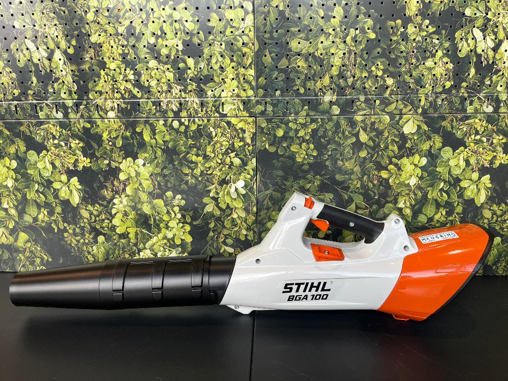 Stihl BGA 100 accubladblazer incl. accu DEMO, Ophalen, Stihl, Zo goed als nieuw, Accu