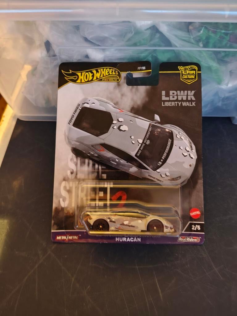 Hot Wheels Lamborghini Huracan, Hobby en Vrije tijd, Modelauto's | Overige schalen, Ophalen of Verzenden, Nieuw, Auto