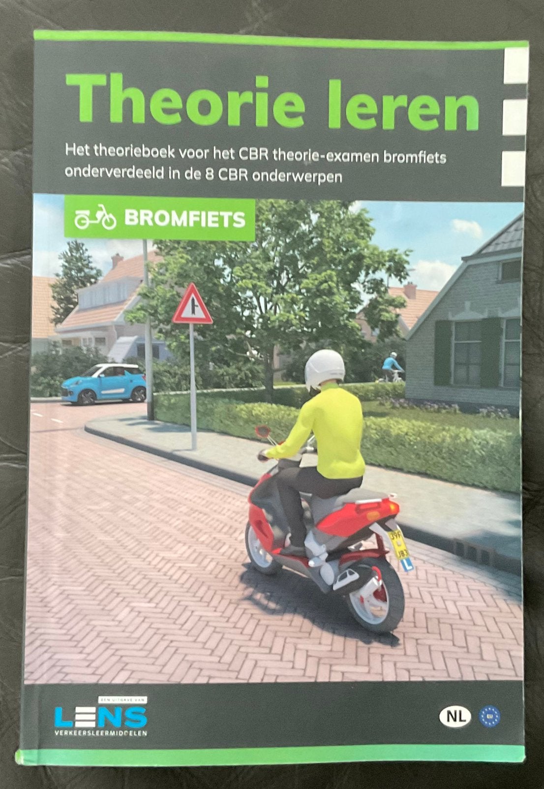 Bromfiets theorie leren boek, Ophalen of Verzenden, Zo goed als nieuw