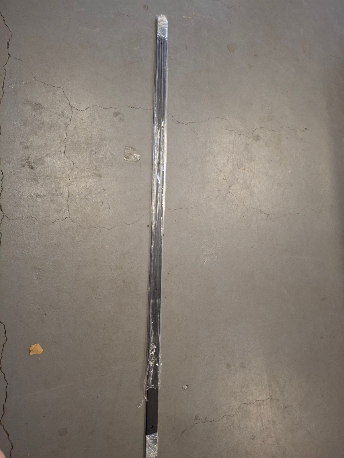 Nieuwe zwarte metalen staaf - Ongebruikt, Nieuw, Ophalen of Verzenden, Nvt, Nvt
