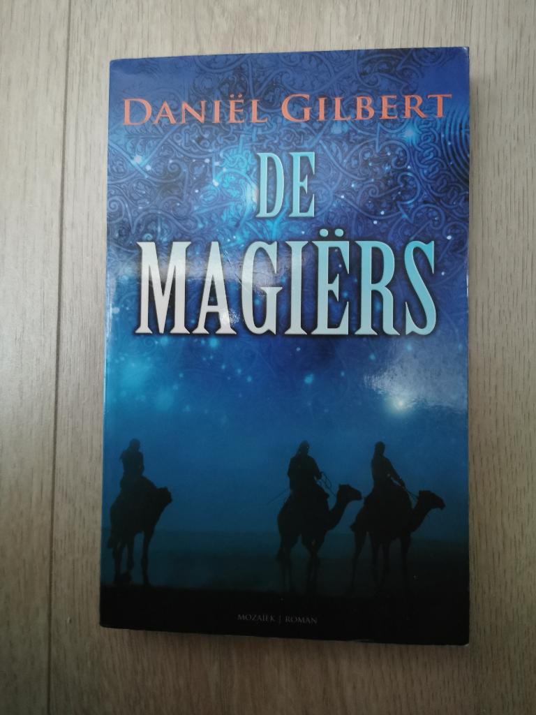 505 .. D. Gilbert - De magiërs, Ophalen of Verzenden, Zo goed als nieuw