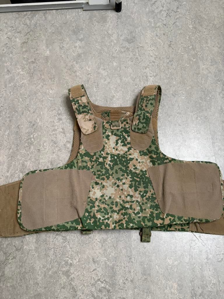 Voss vest NFP (zonder inhoud), Verzamelen, Militaria | Algemeen, Ophalen of Verzenden, Landmacht, Nederland, Kleding of Schoenen