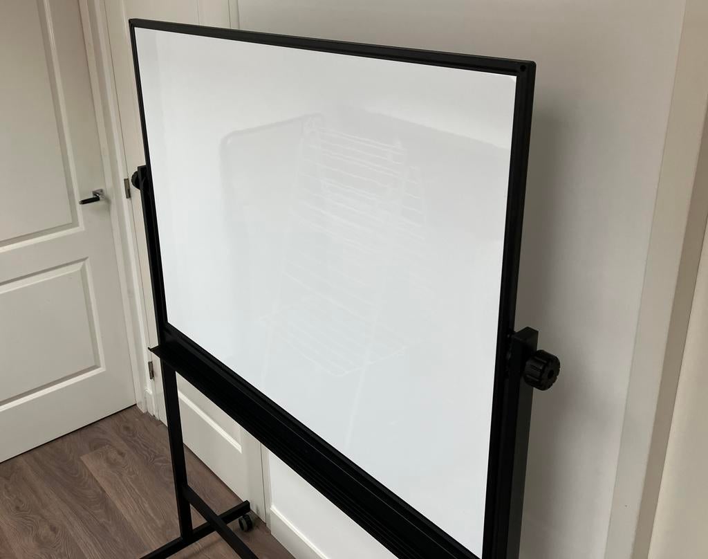 Verrijdbaar whiteboard (120x90), Ophalen, Zo goed als nieuw, Magneetbord