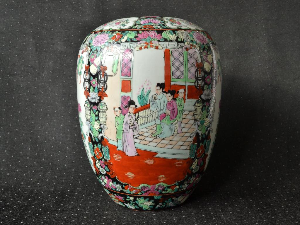 Grote Chinese Vaas, porselein 29cm – Kanton China, 20e eeuw, Ophalen of Verzenden