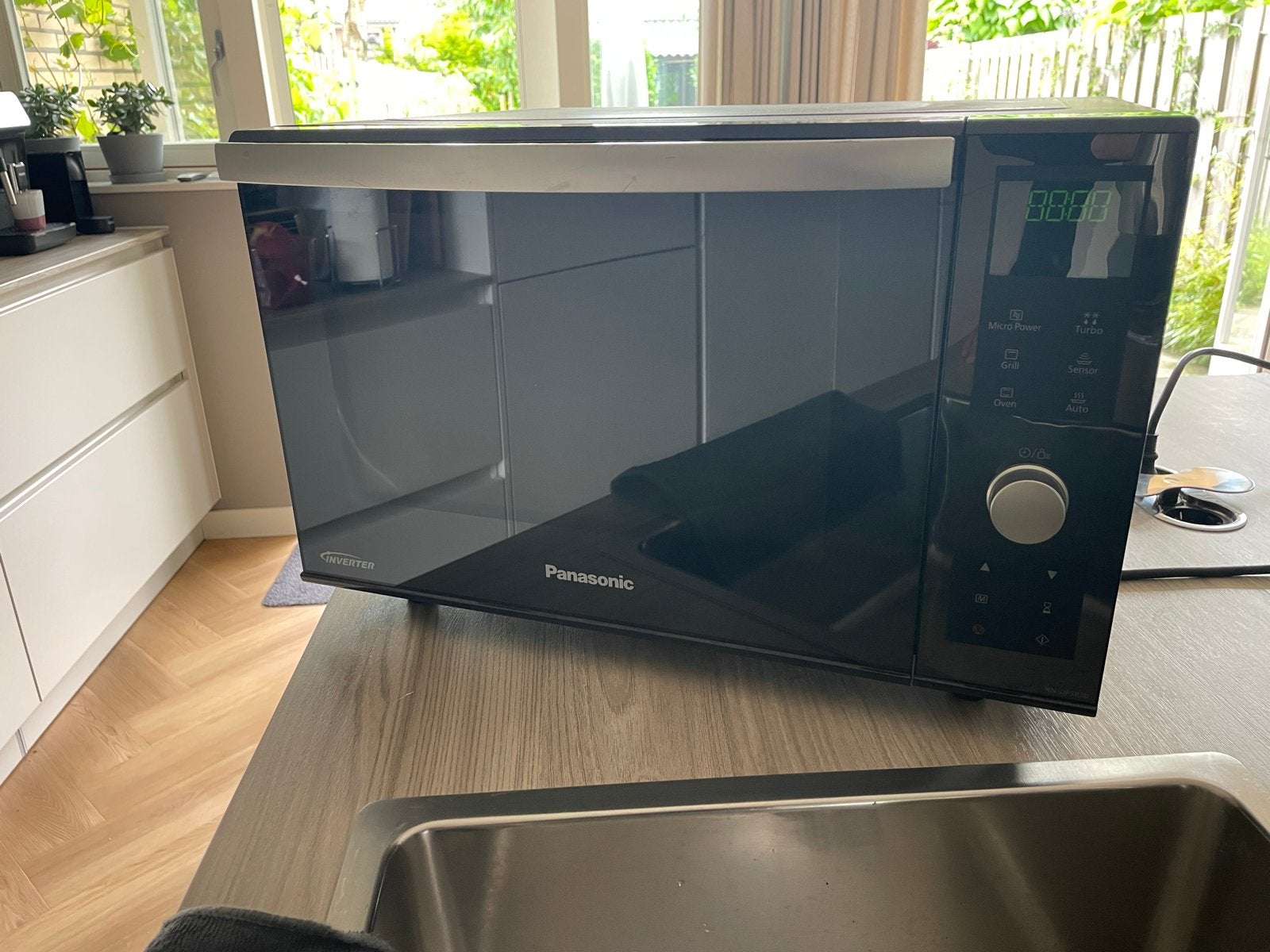 Panasonic NN-DF383B Combimagnetron  € 75.- Weinig gebruikt, Witgoed en Apparatuur, Magnetrons, Ophalen, Combimagnetron, Grill