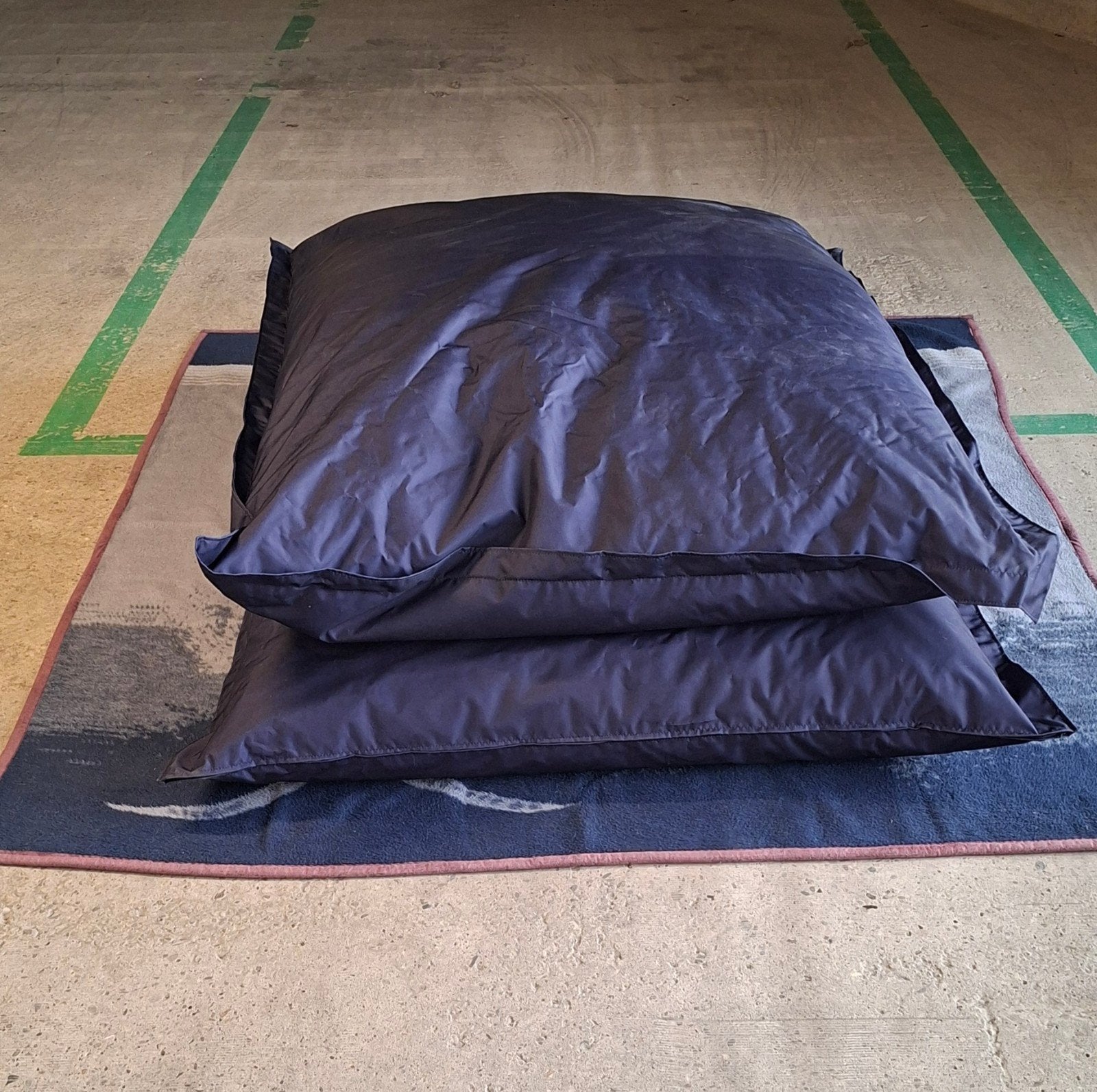 Twee nieuwe zitzakken - comfortabel en stijlvol, Huis en Inrichting, Ophalen of Verzenden, Nieuw, Zwart, Zitzak