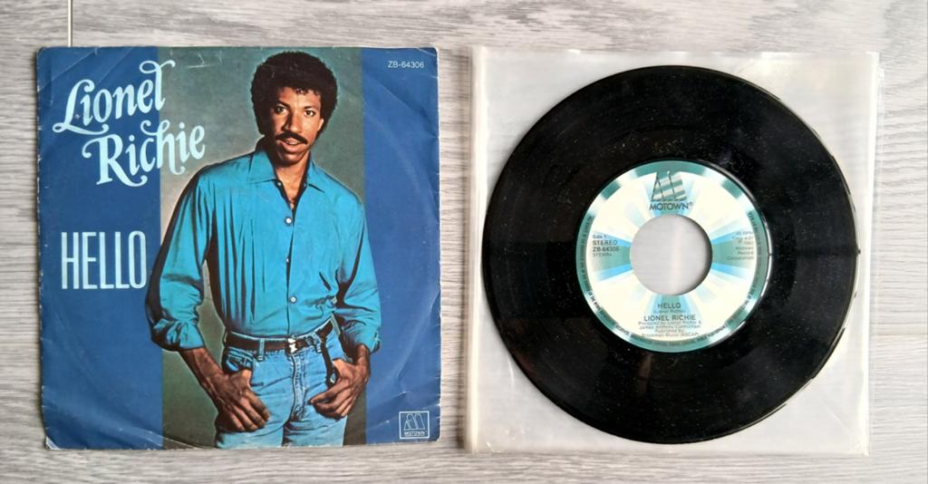 Lionel Richie - Hello Vinyl Single, Ophalen of Verzenden, Zo goed als nieuw, Pop