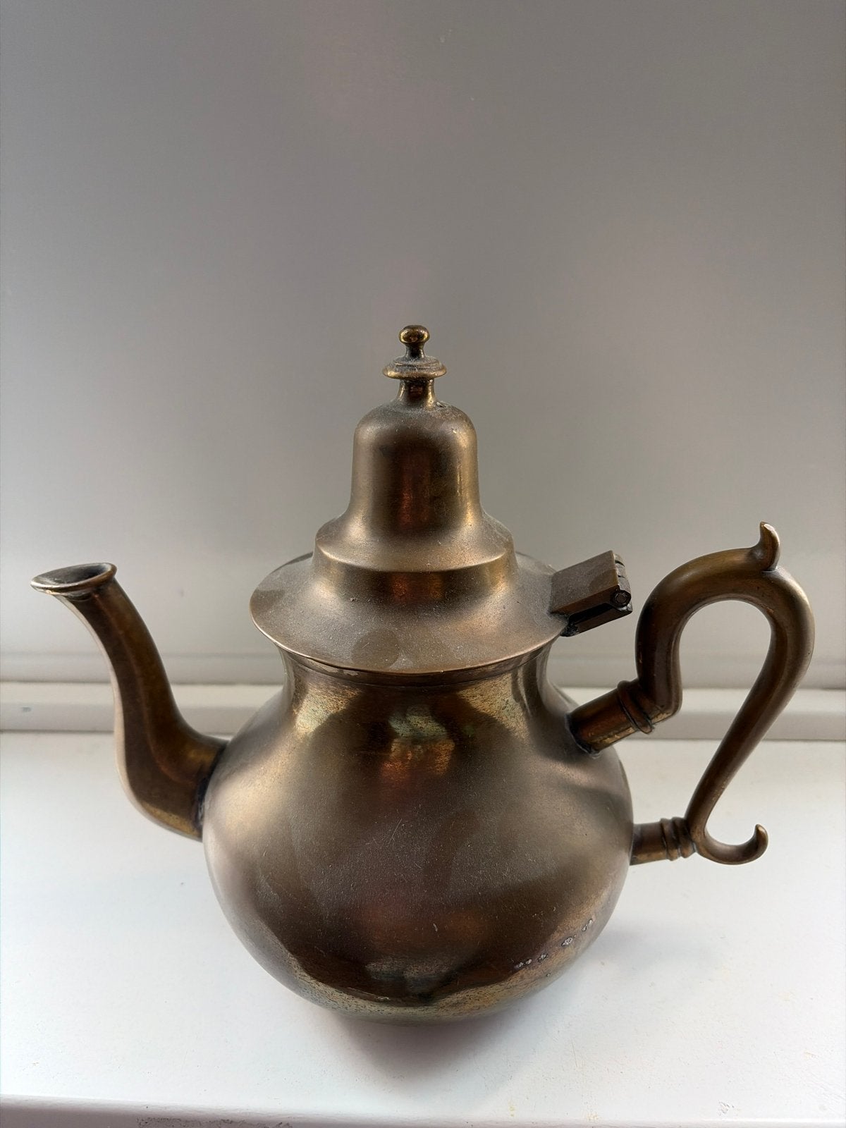 Antieke Marokkaanse koperen theepot, Antiek en Kunst, Ophalen of Verzenden, Koper
