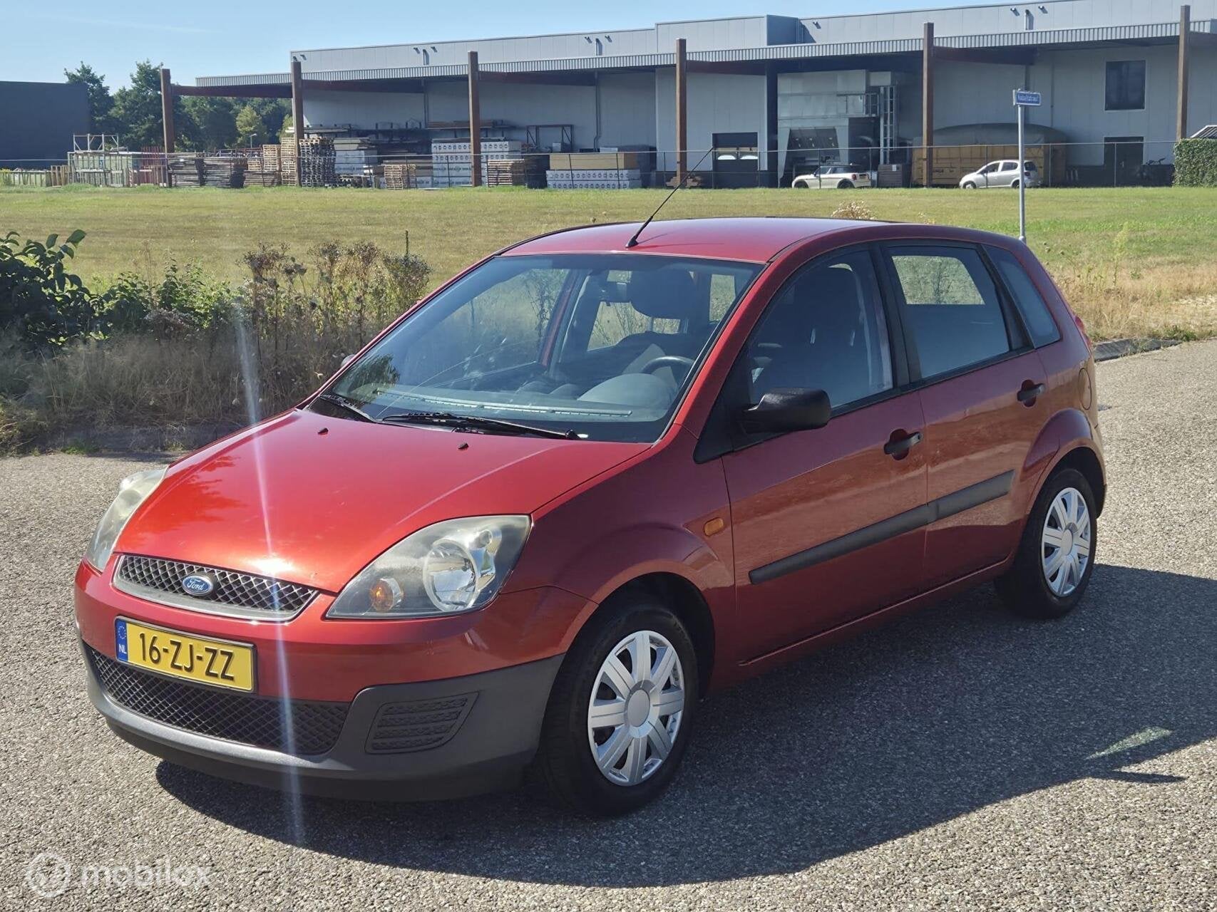 Ford Fiesta 1.3-8V Style Airco / 1ste eigenaar / ZEER NETJES, 1299 cc, Origineel Nederlands, Bedrijf, Handgeschakeld