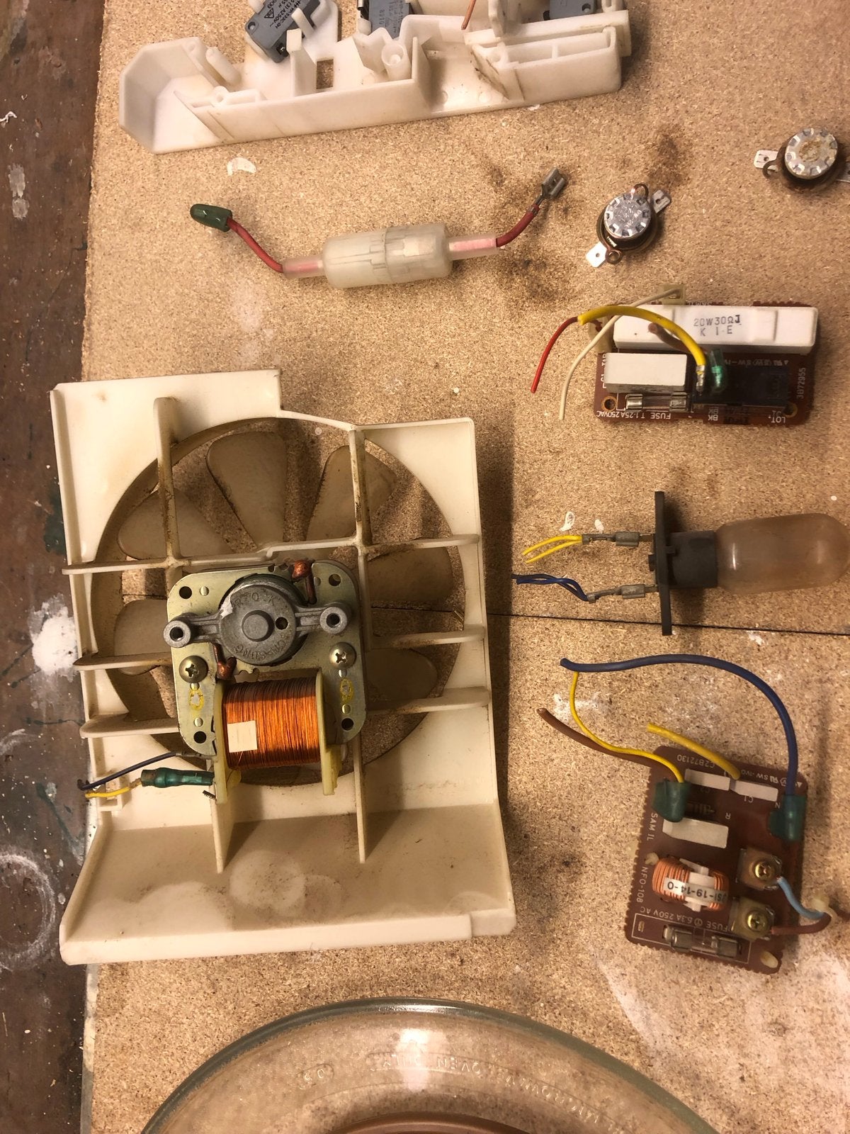 ATAG MA100A5U Magnetron onderdelen, Witgoed en Apparatuur, Ophalen, Magnetron, Inbouw, Draaiplateau