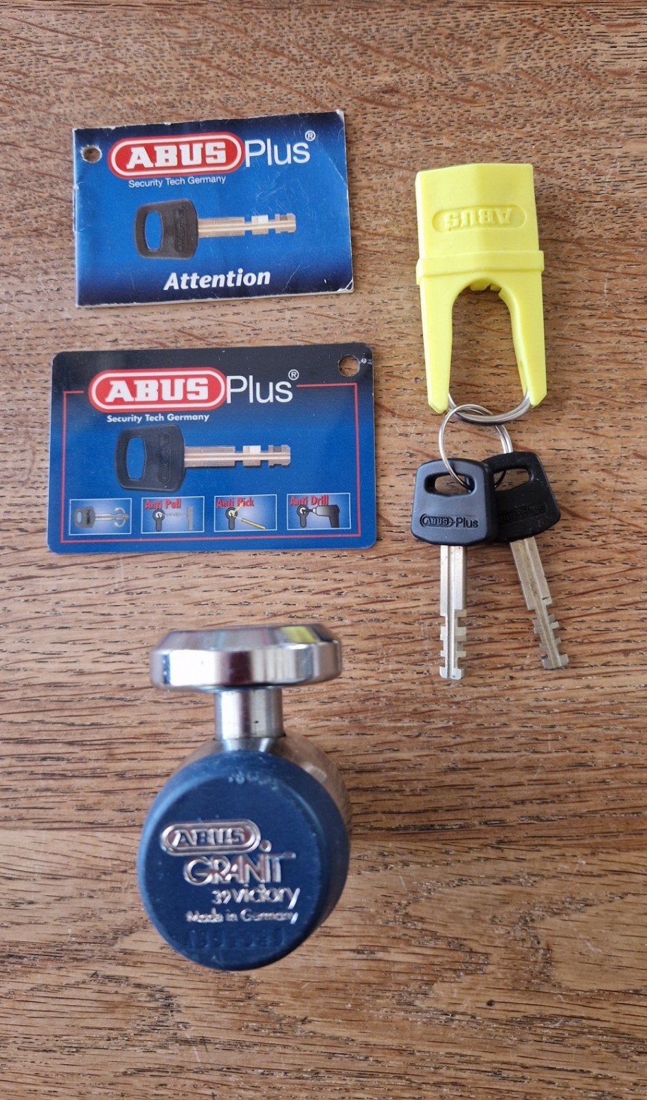 ABUS Granit 37RK/70 schijfremslot met 2 sleutels, Ophalen of Verzenden, Gebruikt
