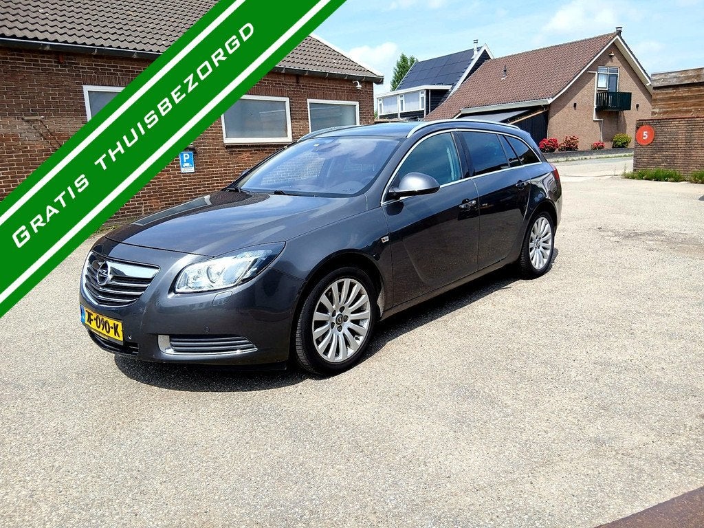 Opel Insignia Sports Tourer 2.0 T Edition 4x4 - Automaat - A, Auto's, Opel, 4 cilinders, Handgeschakeld, Vierwielaandrijving, Insignia