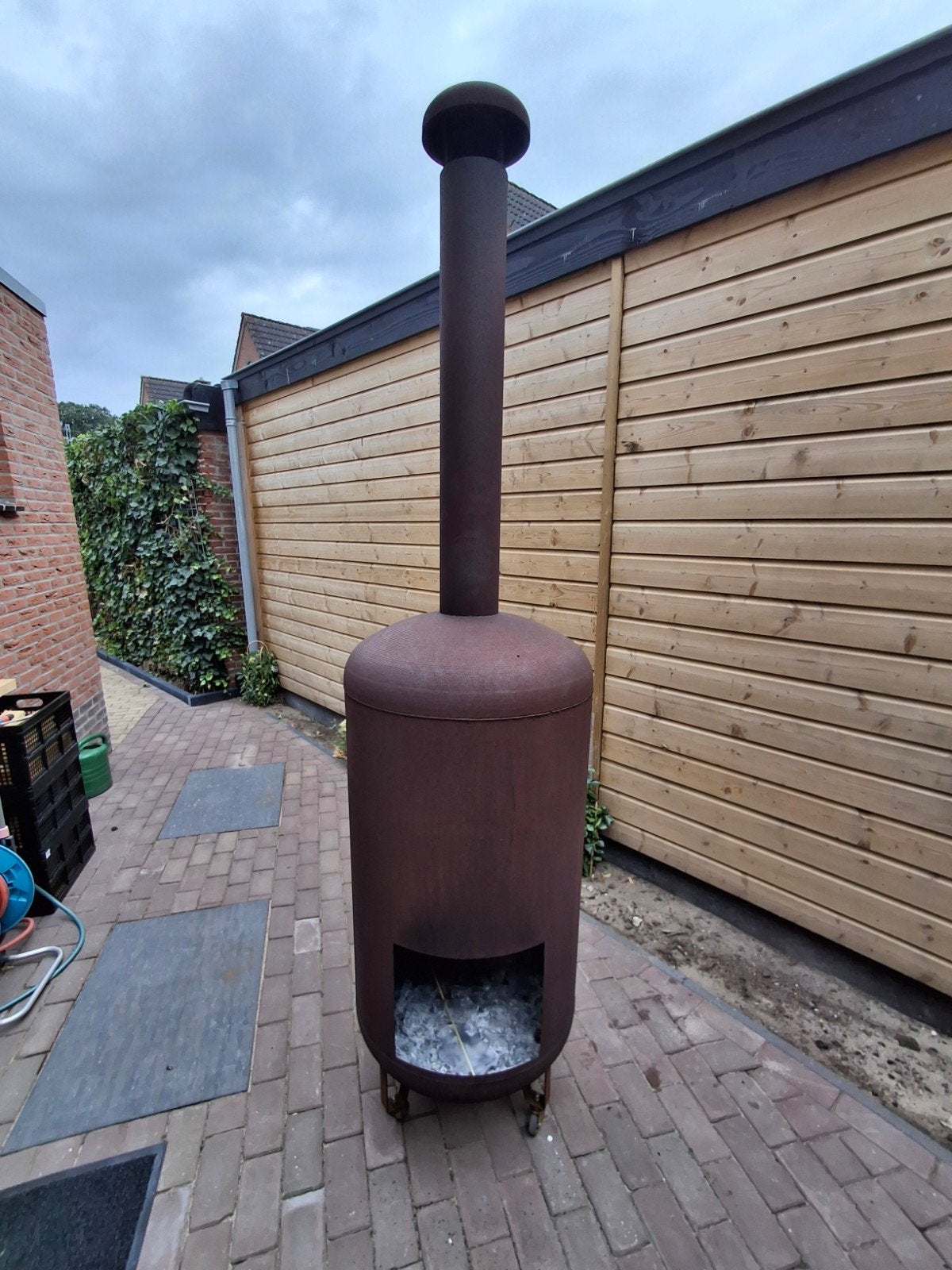 Robuuste vuurton/tuinhaard met schoorsteen 70x240 cm, Ophalen, Gebruikt, Vuurton