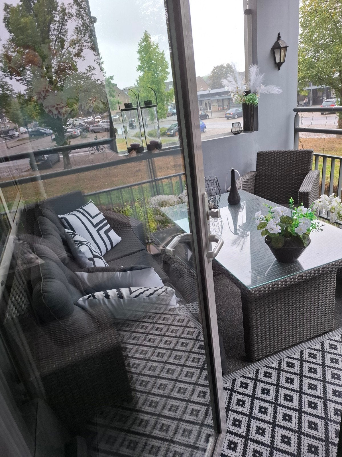 Nieuwe grijze tuintafel met glasplaat (140x80x70cm), Ophalen, Nieuw, Rechthoekig, Kunststof