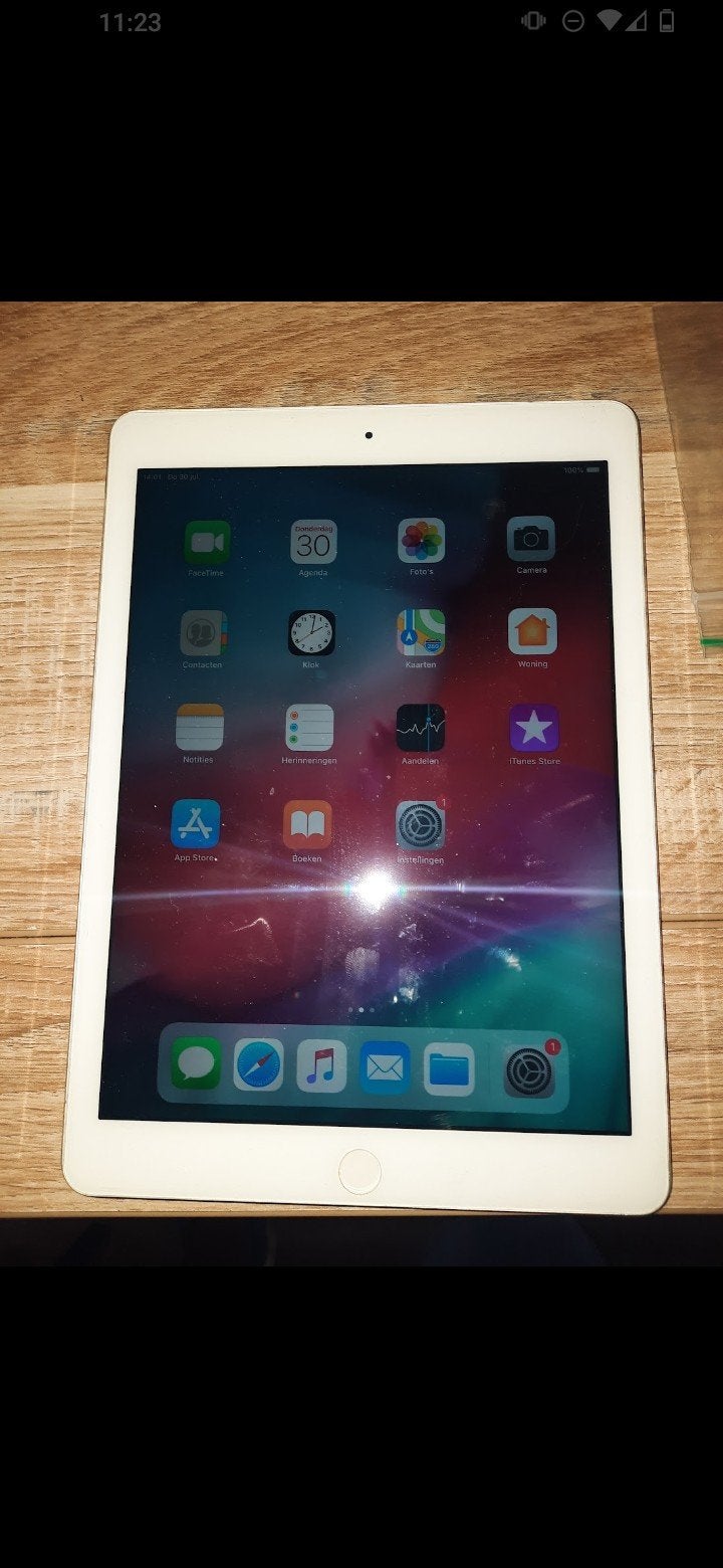 Te koop: een goed onderhouden Apple iPad Air (Model A1474)