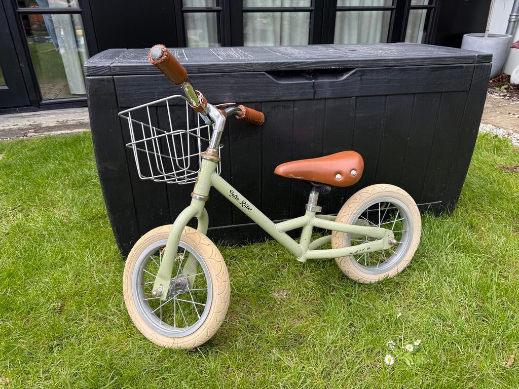 Retro Rider Loopfiets met mandje, Ophalen, Zo goed als nieuw, Loopfiets