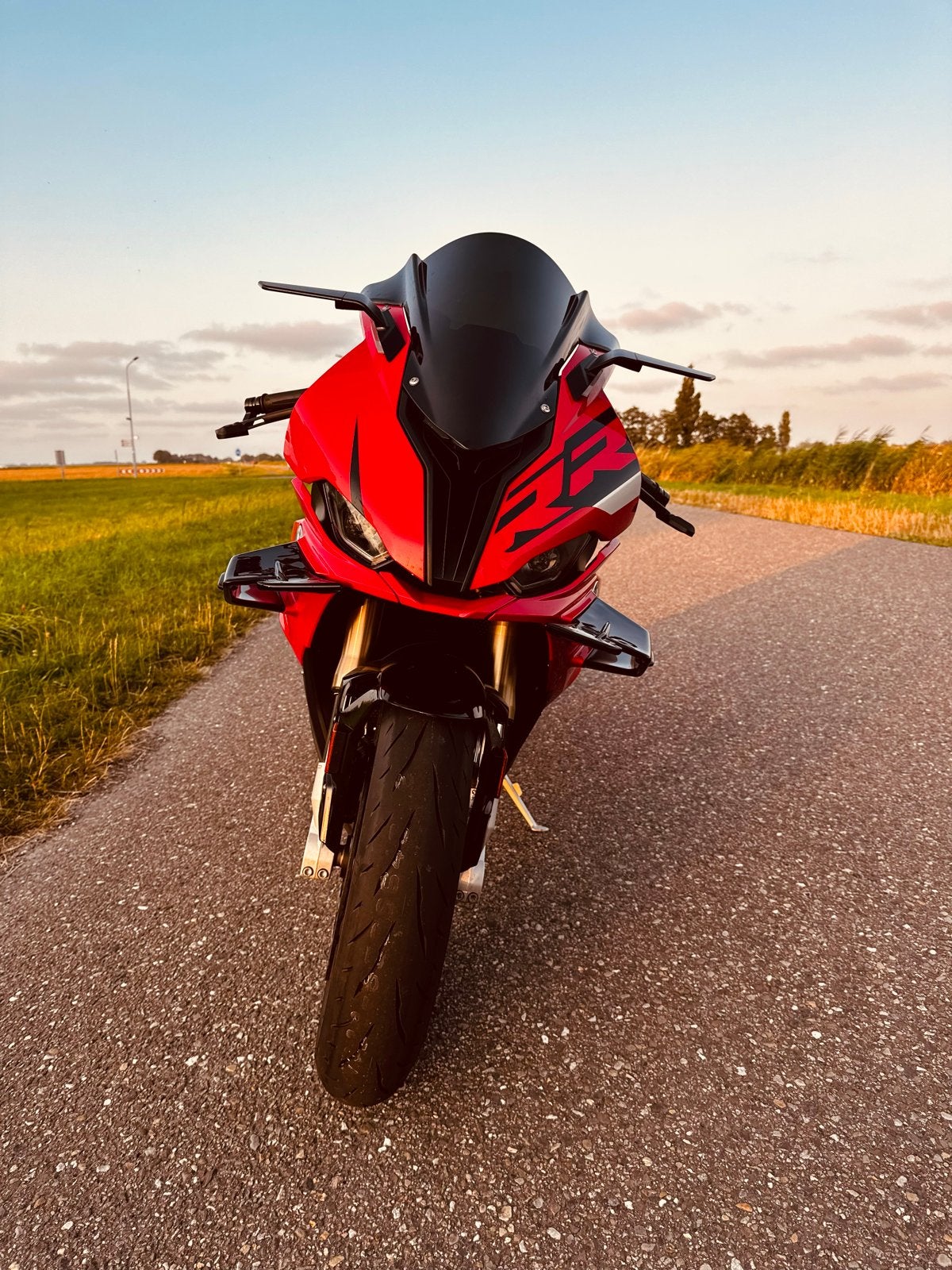 BMW S1000RR 2023 – Volledig uitgerust | M-pakket, Handvatverwarming, Occasion, 4 cilinders, Motorrijbewijs A