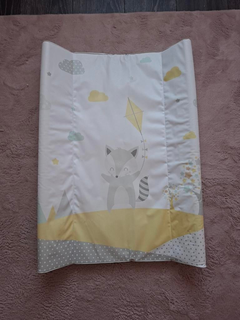 Aankleedkussen met schattige wasbeerprint, Ophalen of Verzenden, Gebruikt