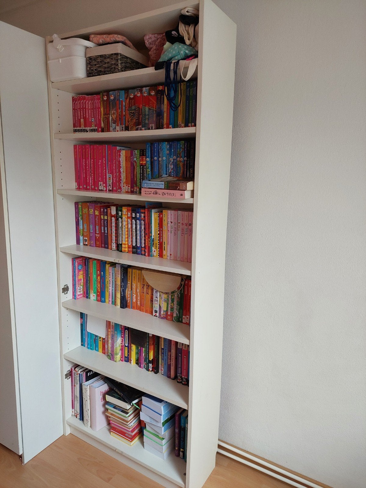 Ikea Billy boekenkast wit, met opzetstuk en deuren, Huis en Inrichting, Ophalen, 200 cm of meer, 50 tot 100 cm, Modern