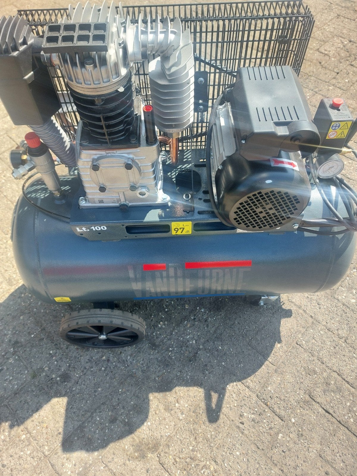 Airworks compressor, Doe-het-zelf en Verbouw, Compressors, 100 liter of meer, Ophalen of Verzenden