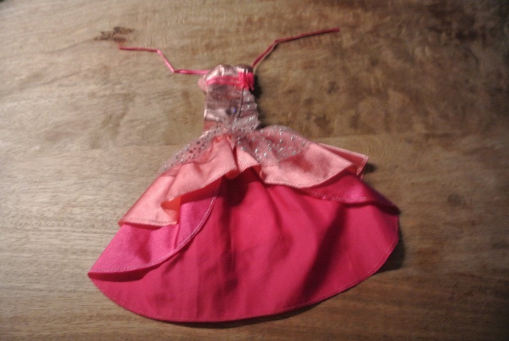 Barbie Kleertjes. /nr 105, Ophalen of Verzenden, Zo goed als nieuw, Kleertjes